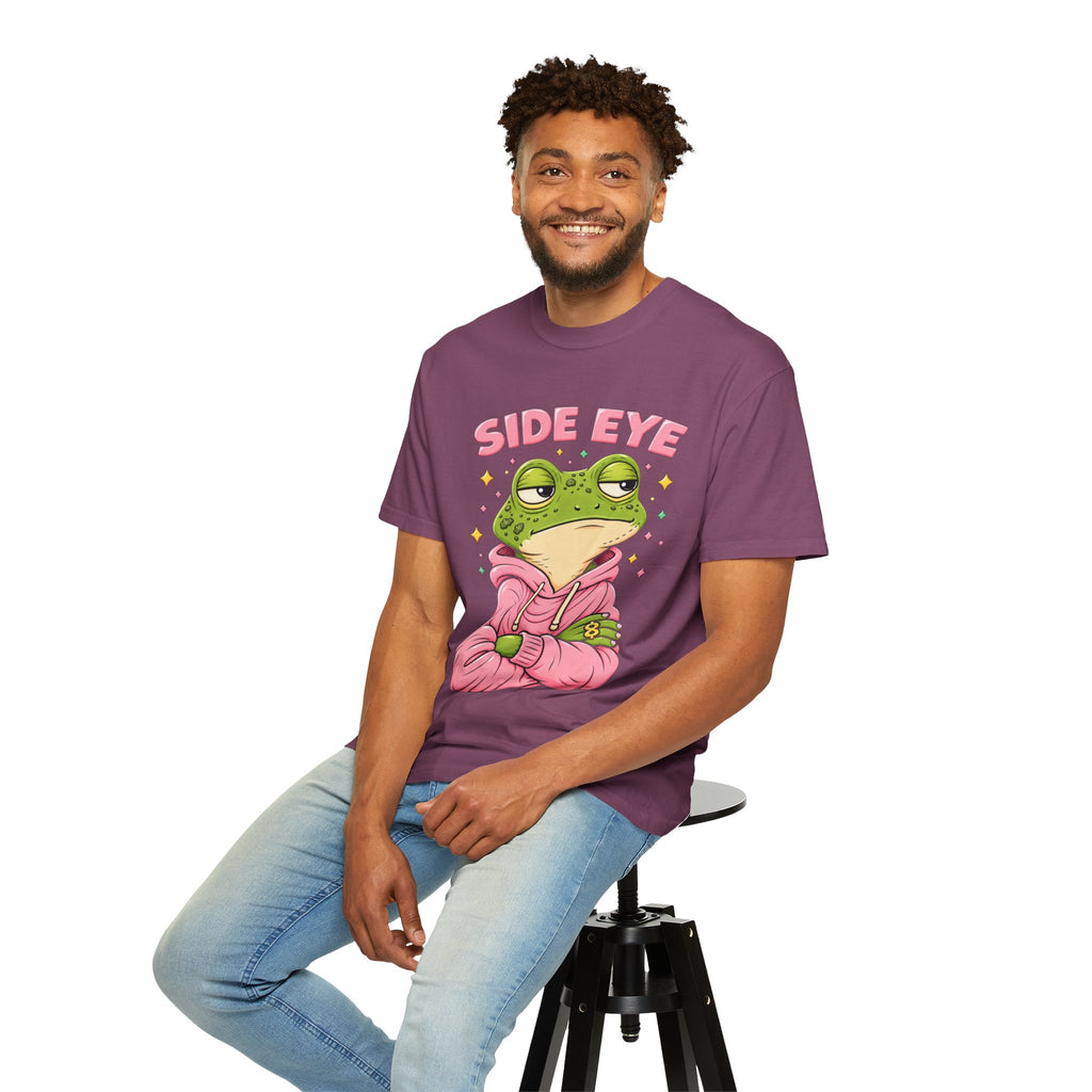 Side Eye Kai the Frog - T-shirt